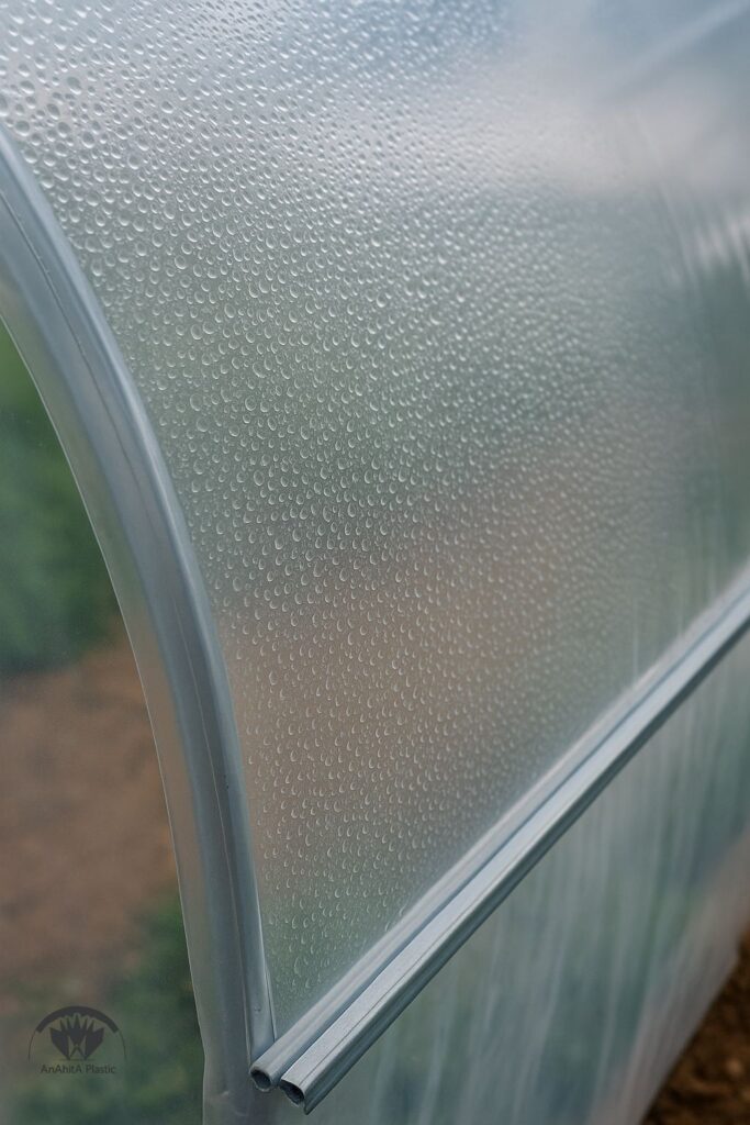 نایلون گلخانه ای تست ضد شبنم و تبدیل قطره به فیلم پیوسته روی سطح داخلی